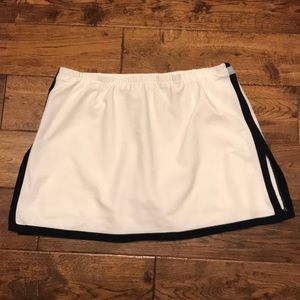 Closet CLOSING! Make an offer!